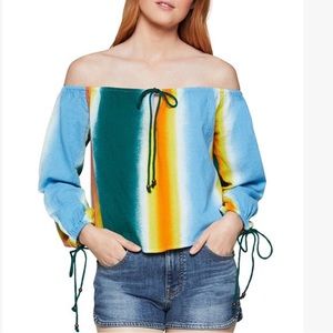🤩NWT BCBG Off the Shoulder Top Sz L